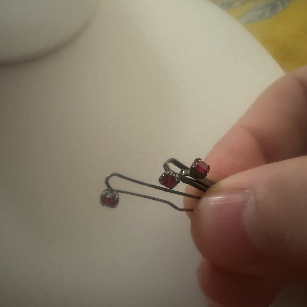 Red Gemstone Hair Pins 3 Set - Women's Jewelry